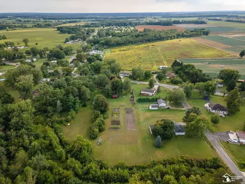 View/Area - 4060 Bluebush Rd, Monroe, MI 48162 photo 6 of 10