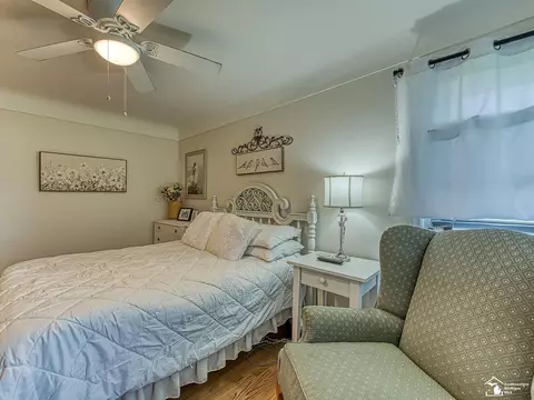 Bedroom - 4060 Bluebush Rd, Monroe, MI 48162 photo 5 of 5