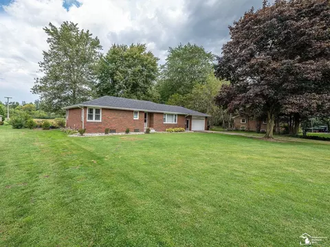 Exterior - 4060 Bluebush Rd, Monroe, MI 48162 photo 13 of 13
