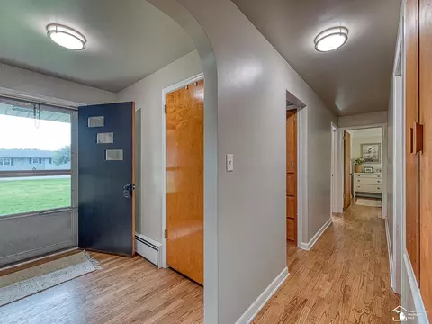 Entry Way - 4060 Bluebush Rd, Monroe, MI 48162 photo 2 of 2