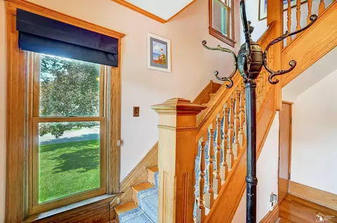 Entry Way - 534 Monroe, Carleton, MI 48117 photo 5 of 8