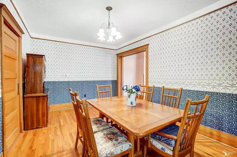 Dining - 534 Monroe, Carleton, MI 48117 photo 4 of 4