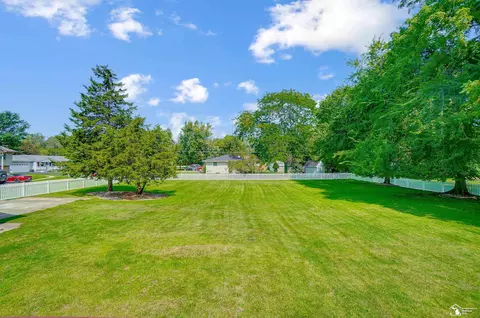Exterior - 534 Monroe, Carleton, MI 48117 photo 14 of 17
