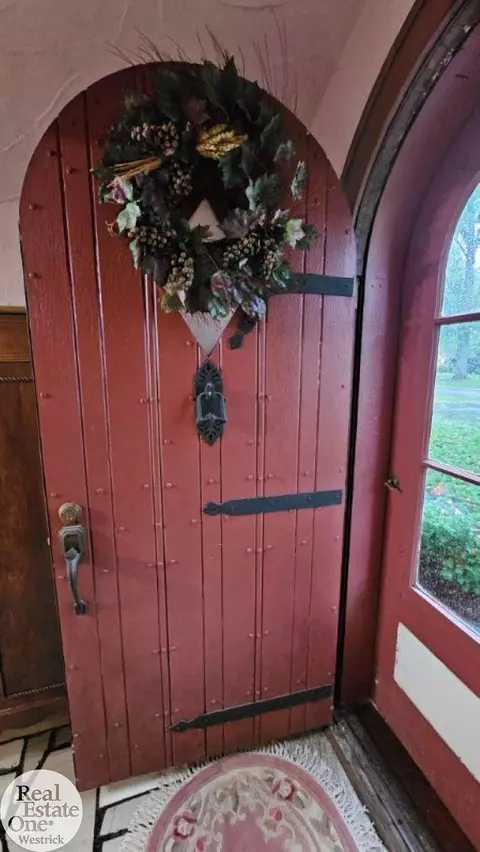 Entry Way - 307 Colonial, Algonac, MI 48001 photo 2 of 16