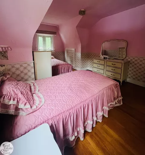 Bedroom - 307 Colonial, Algonac, MI 48001 photo 9 of 13