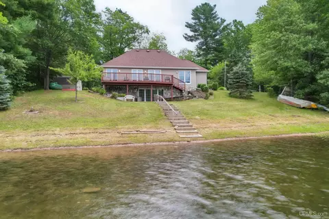 23264 S Moon Lk, Watersmeet, MI 49969