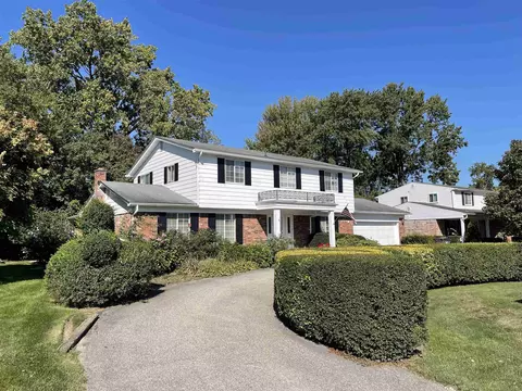37987 Reimold, Harrison Township, MI 48045