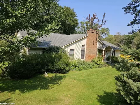 Exterior - 4203 Timberview, Howell, MI 48843 photo 10 of 11