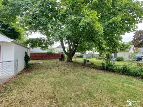 719 Custer, Monroe, MI 48161 photo 5