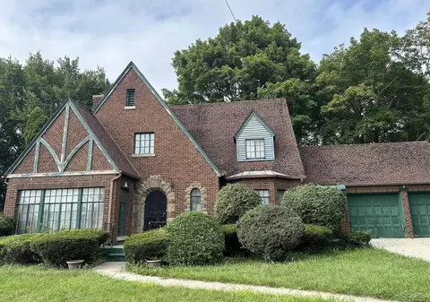 2355 Brunkow, Saginaw, MI 48601