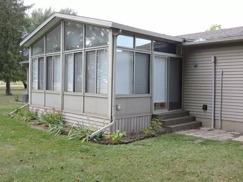 Exterior - 1504 E Newberg, Pinconning, MI 48650 photo 3 of 16