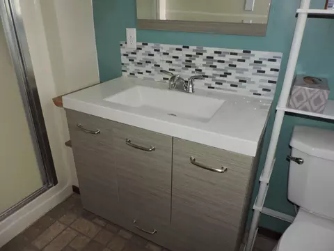 Bath - 1504 E Newberg, Pinconning, MI 48650 photo 2 of 5