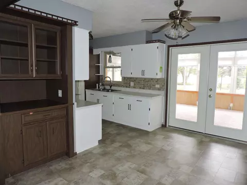 Kitchen - 1504 E Newberg, Pinconning, MI 48650 photo 7 of 8