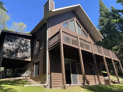 13665 E Stateline Lk, Marenisco, MI 49947
