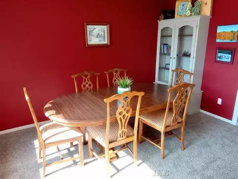 Dining - 2015 S S Hvn, Gladwin, MI 48624 photo 1 of 2