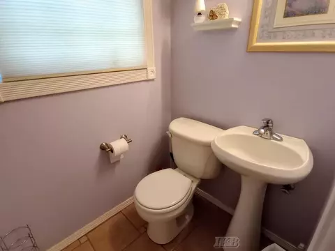 Bath - 2015 S S Hvn, Gladwin, MI 48624 photo 1 of 5