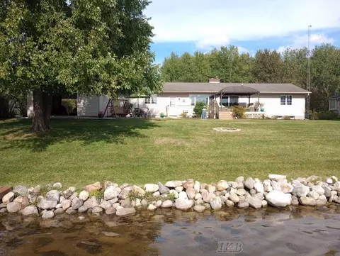 Exterior - 2015 S S Hvn, Gladwin, MI 48624 photo 22 of 27