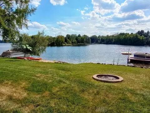 Exterior - 2015 S S Hvn, Gladwin, MI 48624 photo 24 of 27