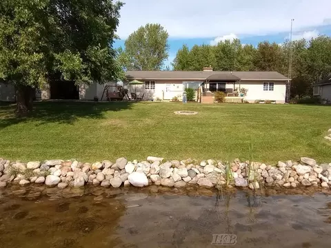 Exterior - 2015 S S Hvn, Gladwin, MI 48624 photo 23 of 27
