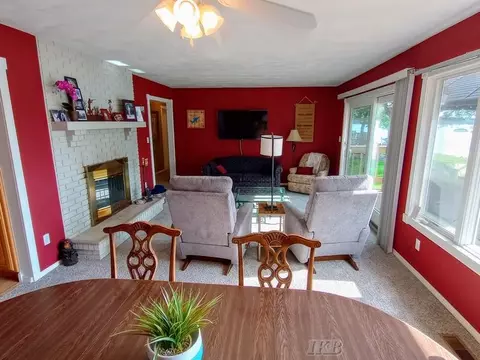 Living - 2015 S S Hvn, Gladwin, MI 48624 photo 2 of 6