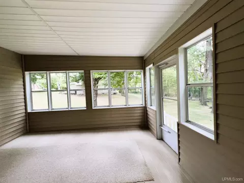 W5051 Central, Vulcan, MI 49892 photo 26