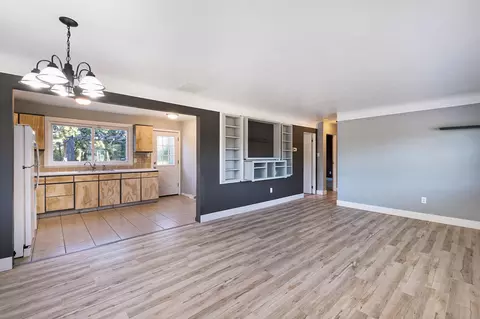 Living - 9216 Potter, Flushing, MI 48433 photo 1 of 3