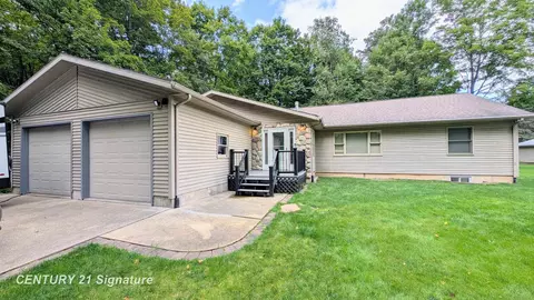 2314 W Davis, Lake City, MI 49651