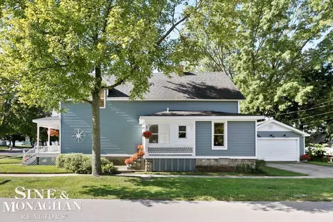Exterior - 1423 St Clair Riv, Algonac, MI 48001 photo 4 of 16