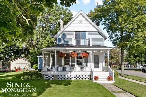 1423 St Clair Riv, Algonac, MI 48001