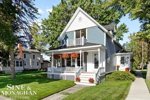 Exterior - 1423 St Clair Riv, Algonac, MI 48001 photo 2 of 16