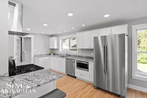 Kitchen - 1423 St Clair Riv, Algonac, MI 48001 photo 5 of 5