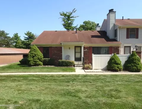 38581 Golfview, Clinton Township, MI 48038