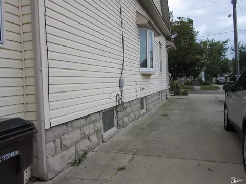 11 W Noble, Monroe, MI 48162 photo 36