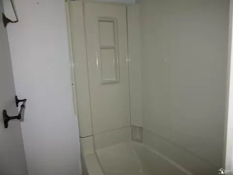 11 W Noble, Monroe, MI 48162 photo 14