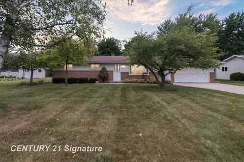 1104 Eddie, Auburn, MI 48611