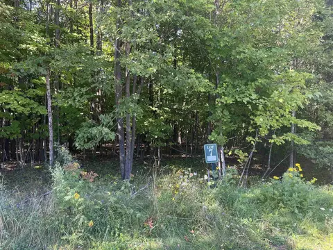 2014 Maple Ridge Dr #LOT 7, Marquette, MI 49855