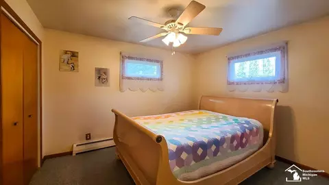 Bedroom - 23451 Gibraltar, Flat Rock, MI 48134 photo 3 of 3