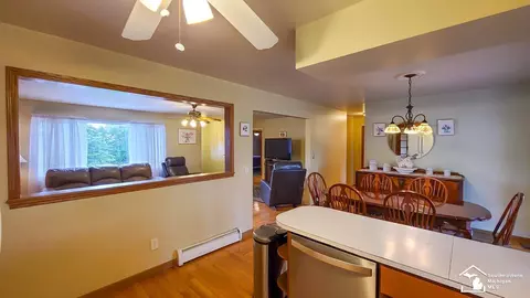 Dining - 23451 Gibraltar, Flat Rock, MI 48134 photo 3 of 3