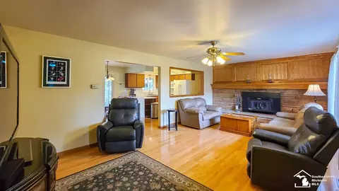 Living - 23451 Gibraltar, Flat Rock, MI 48134 photo 1 of 3