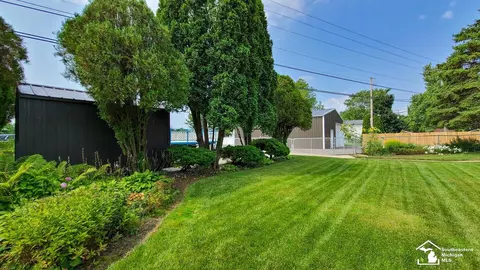 Exterior - 23451 Gibraltar, Flat Rock, MI 48134 photo 6 of 18