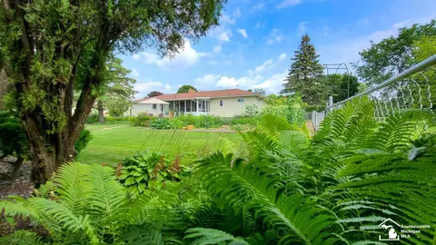 Exterior - 23451 Gibraltar, Flat Rock, MI 48134 photo 11 of 18