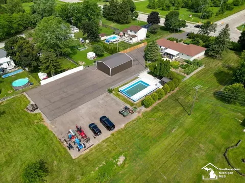 View/Area - 23451 Gibraltar, Flat Rock, MI 48134 photo 4 of 8
