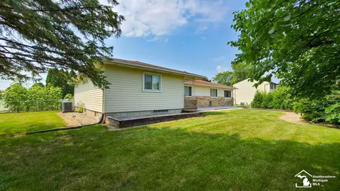 Exterior - 23451 Gibraltar, Flat Rock, MI 48134 photo 4 of 18