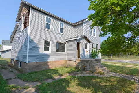 331 N 12 Th, Escanaba, MI 49829 photo 7