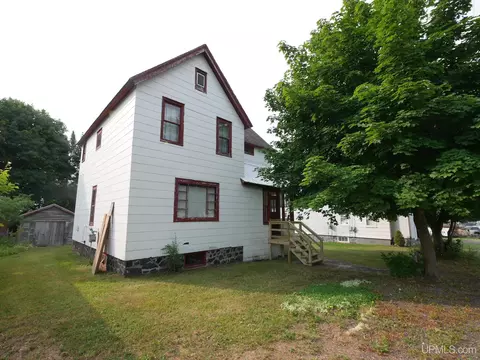 56256 Union, Calumet, MI 49913