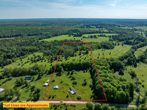 N5620 Capitol Hill, Chatham, MI 49816