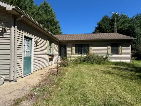 Exterior - 998 Dutcher, Gladwin, MI 48624 photo 2 of 32