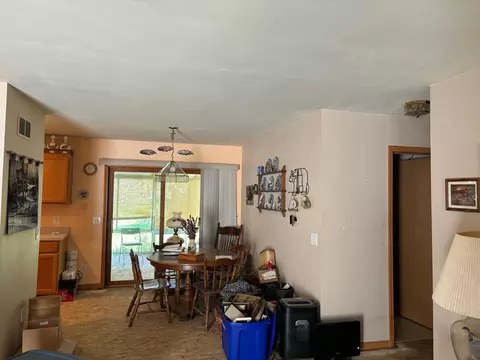 Dining - 998 Dutcher, Gladwin, MI 48624 photo 2 of 2