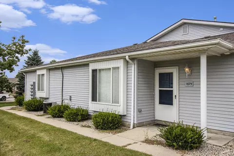 1075 Lake Park, Grand Blanc, MI 48439