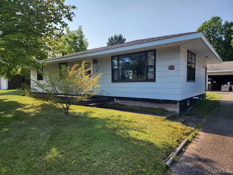 158 W Main, Marquette, MI 49855